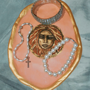 Suport din lut pentru bijuterii