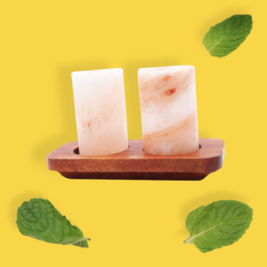 Set de 2 Pahare de Sare din Himalaya pe o Tavǎ de Servire