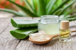 Read more about the article Aloe Vera în Îngrijirea Naturală: Măști, Tratamente și Sfaturi