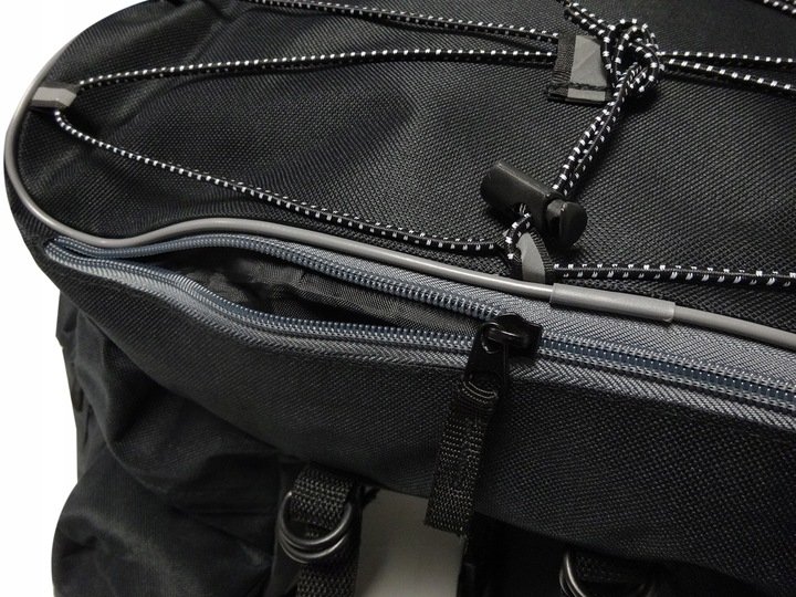 Geanta portbagaj bicicleta dubla, 8 buzunare laterale, 39x34x43cm, negru cu elemente reflectorizante gri, protectie impermeabila - imagine 8